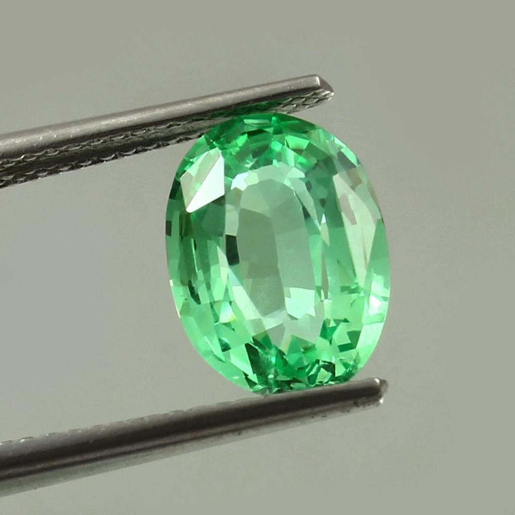 Natural Green Sapphire Loose Gemstone Flawless Ceylon 8 Ct Oval Shape September Birthday Birthstone