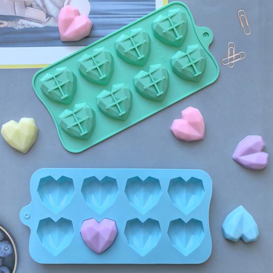 8-Holte Diamant Hart Siliconen Vorm voor Bakken Anti-Aanbak Valentijnsdag Chocoladevorm 3D Diamant Hartvormige Snoep IJsblokjesvorm Zeepmaakvorm