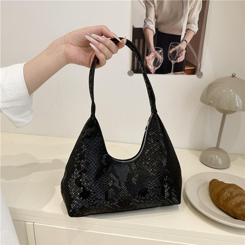 Large capacity shoulder bag women's summer new high-end fashion trendy tote bag simple retro armpit bag
