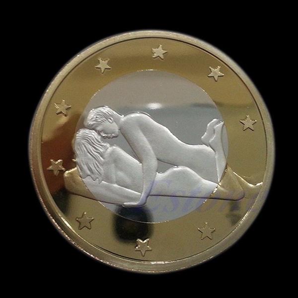 Олар менің брюнетка әйелімді ұрып жатыр Шешен әйелдерімен кеңседе жыныстық қатынас