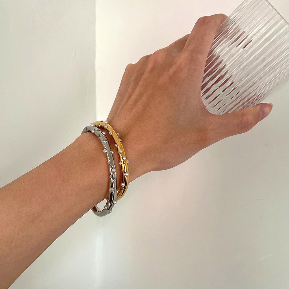 French Retro 18K Gold-Plated Zircon Pearl Stainless Steel Open Bangle Bracelet