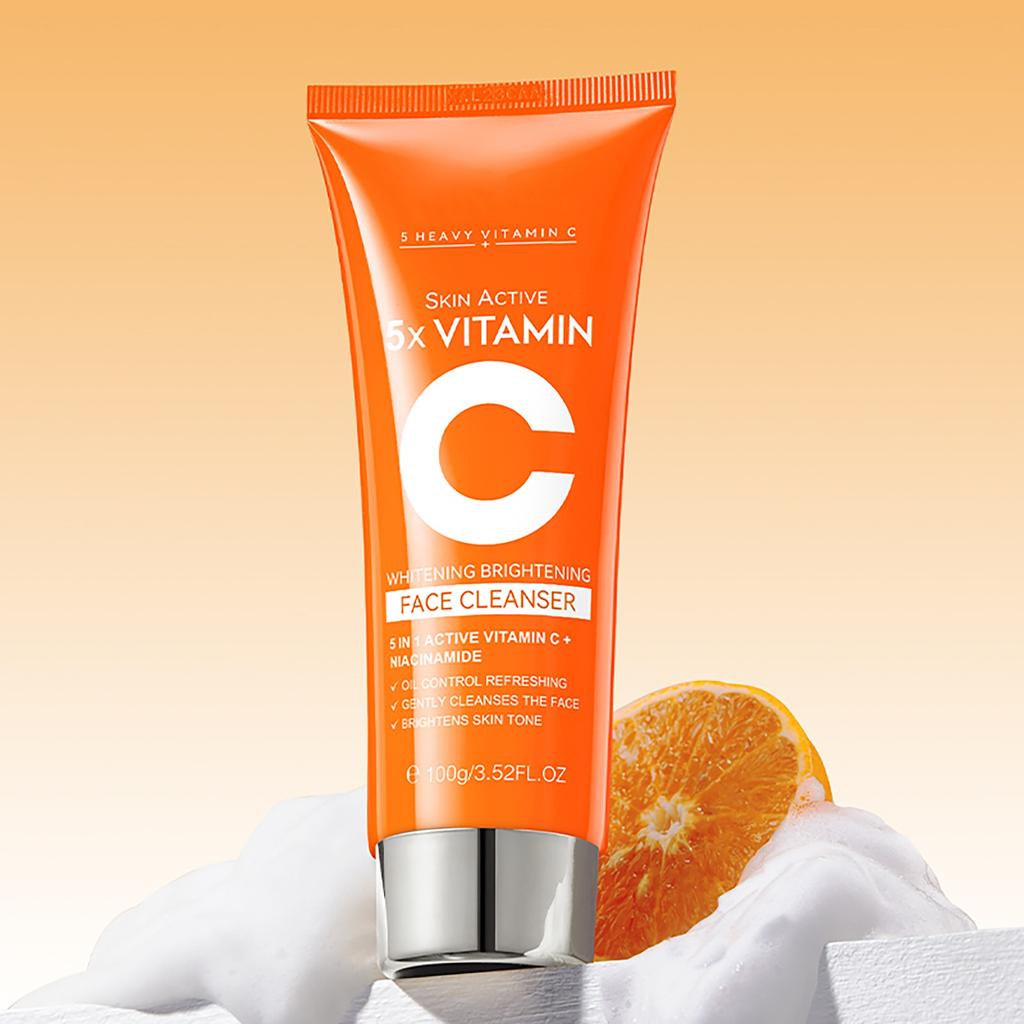 SADOER Vitamin C Face Cleanser 100g 3 5oz Gentle Exfoliating Whitening Brightening Facial Cleanser with 5x Active Vitamin C and Niacinamide