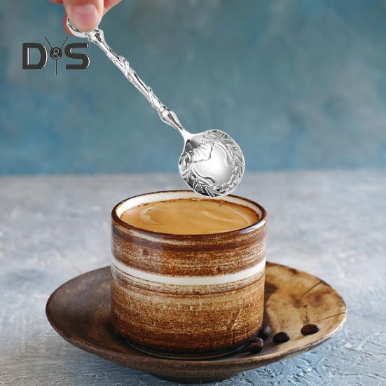 Coffee Spoon Carved Teaspoon Vintage European Palace Design Tableware Dessert Spoons for Kitchen Dining Bar Milk Tea Shops Cocktail Mixing