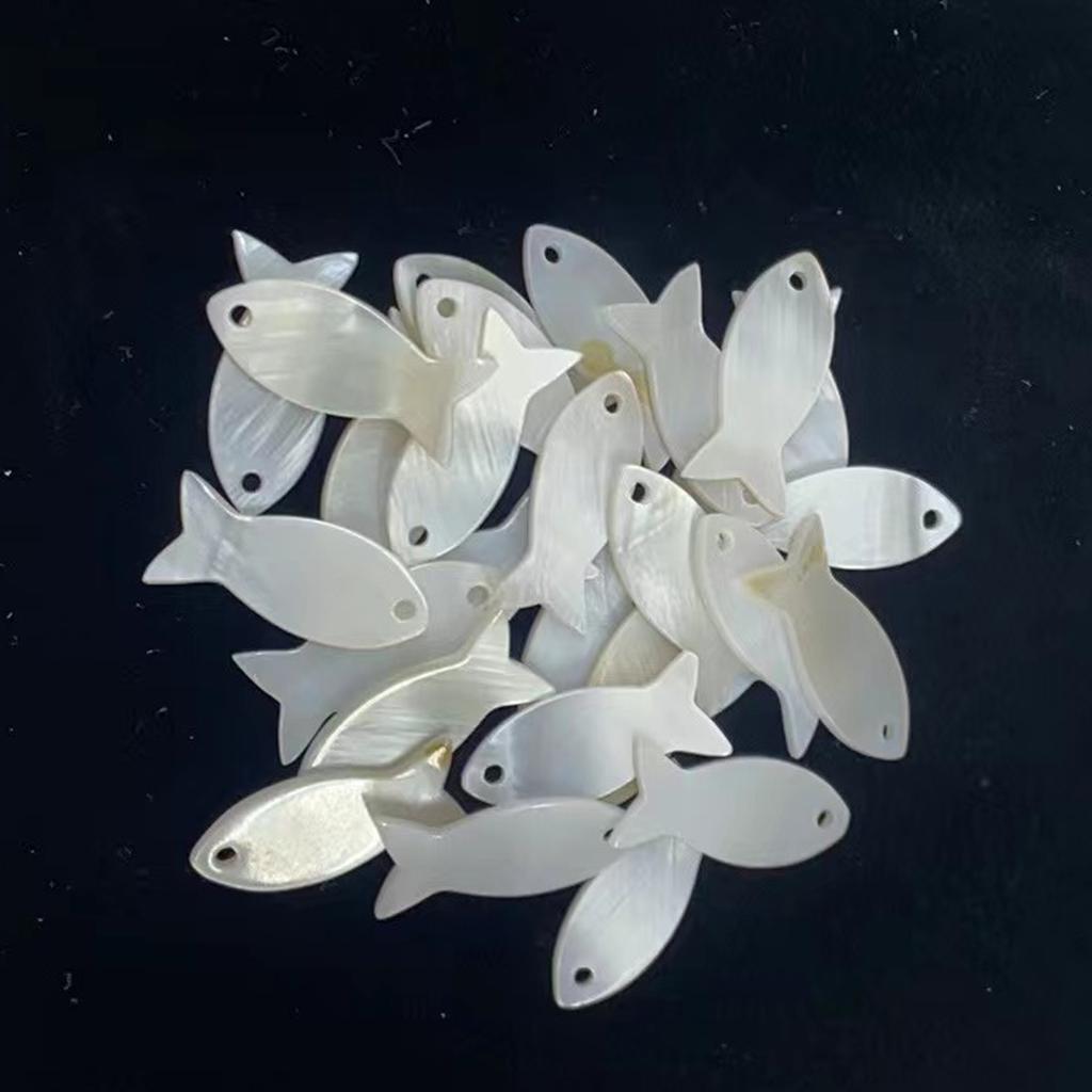 Pack of 20 Polished 11*22mm Mini Fish Shape Pearl Shell Beads Single Drilled Iridescent White Shell Blanks For Beach Handmade Craft Supplies