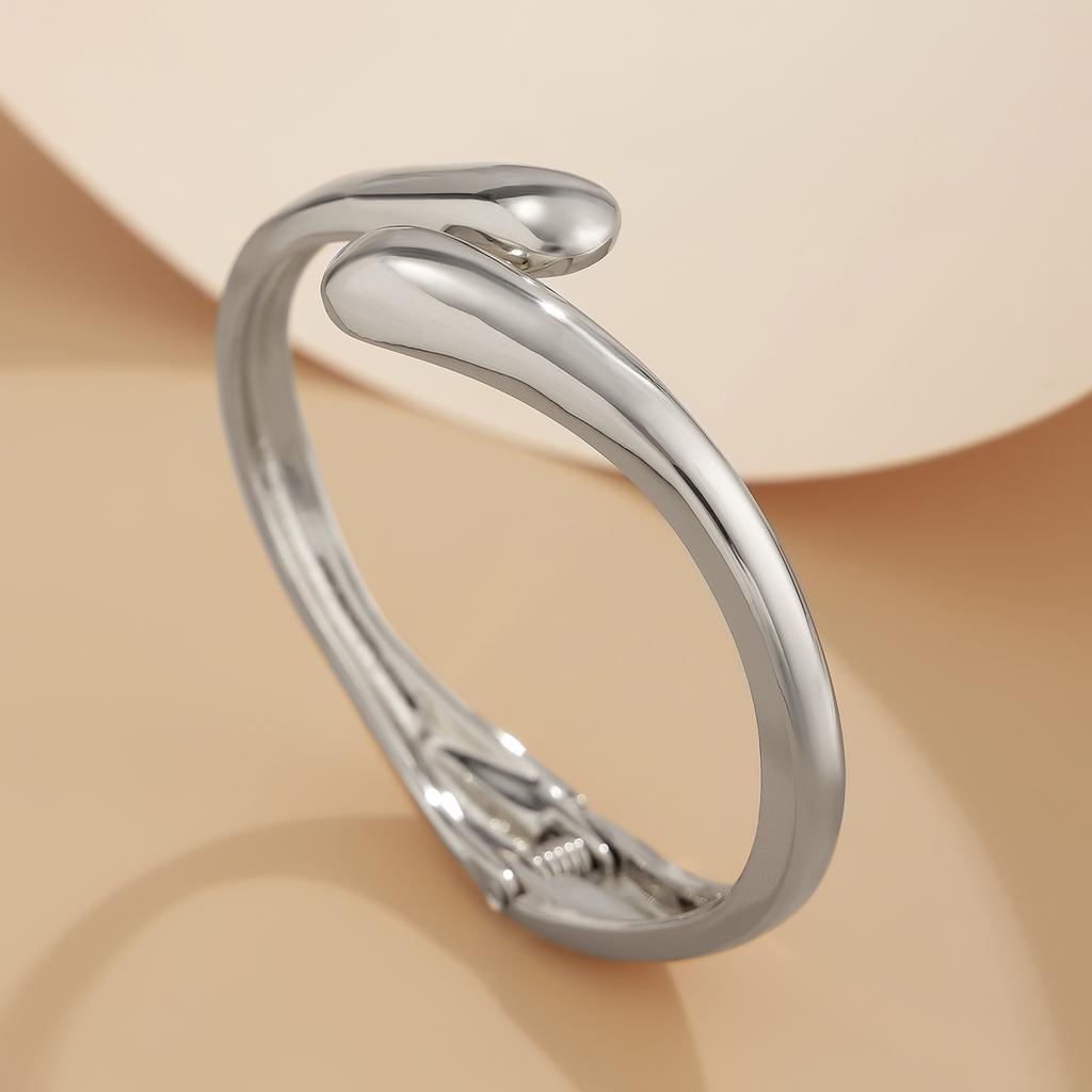 Ingemark Punk Heavy Metal Chunky Smooth Open Spring Bangles for Women Creative Wide Cuff Bracelet Grunge Jewelry Steampunk Men