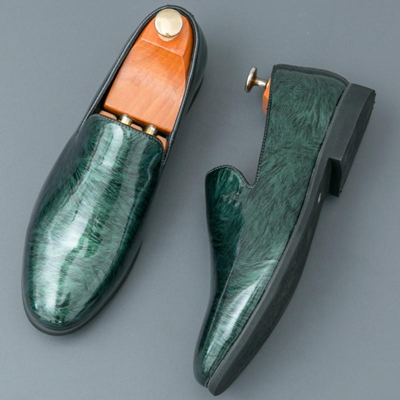 

Модные новые лоферы для вождения Мужские остроносые лакированные туфли-зеркало Повседневная обувь Свадебное платье Обувь для выпускного вечера Zapatos Hombre 38
