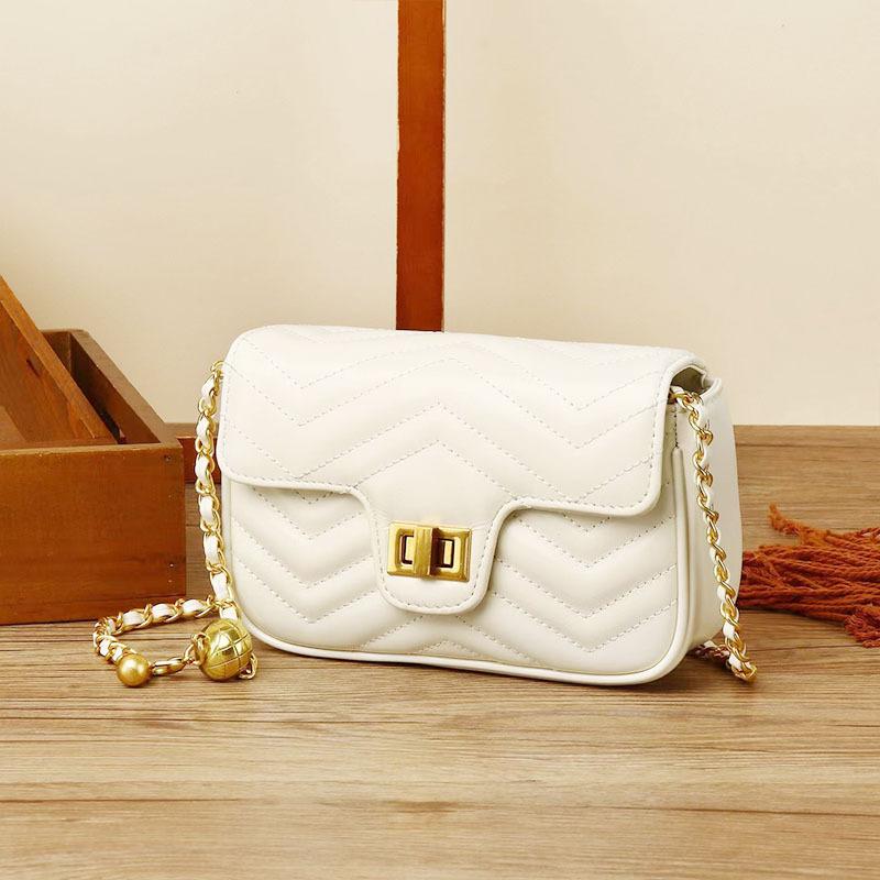 

First layer cowhide small bag women s new autumn and winter chain messenger bag women s bag high-end shoulder bag genuine leather women s bag 19*6*12 белый