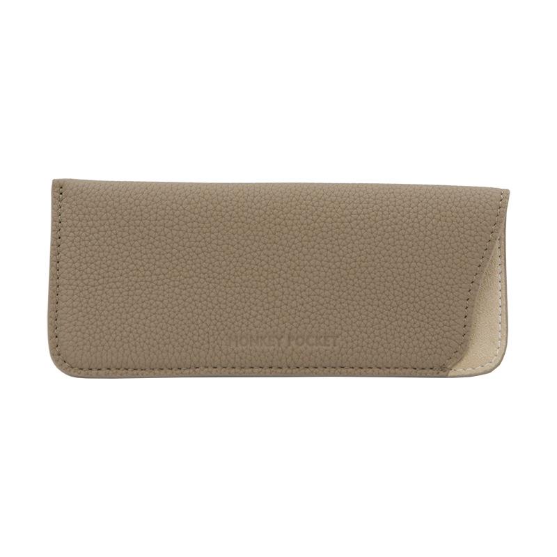Japanese Minimalist Soft Leather Women's Glasses Case: High-End, Portable, and Lightweight.