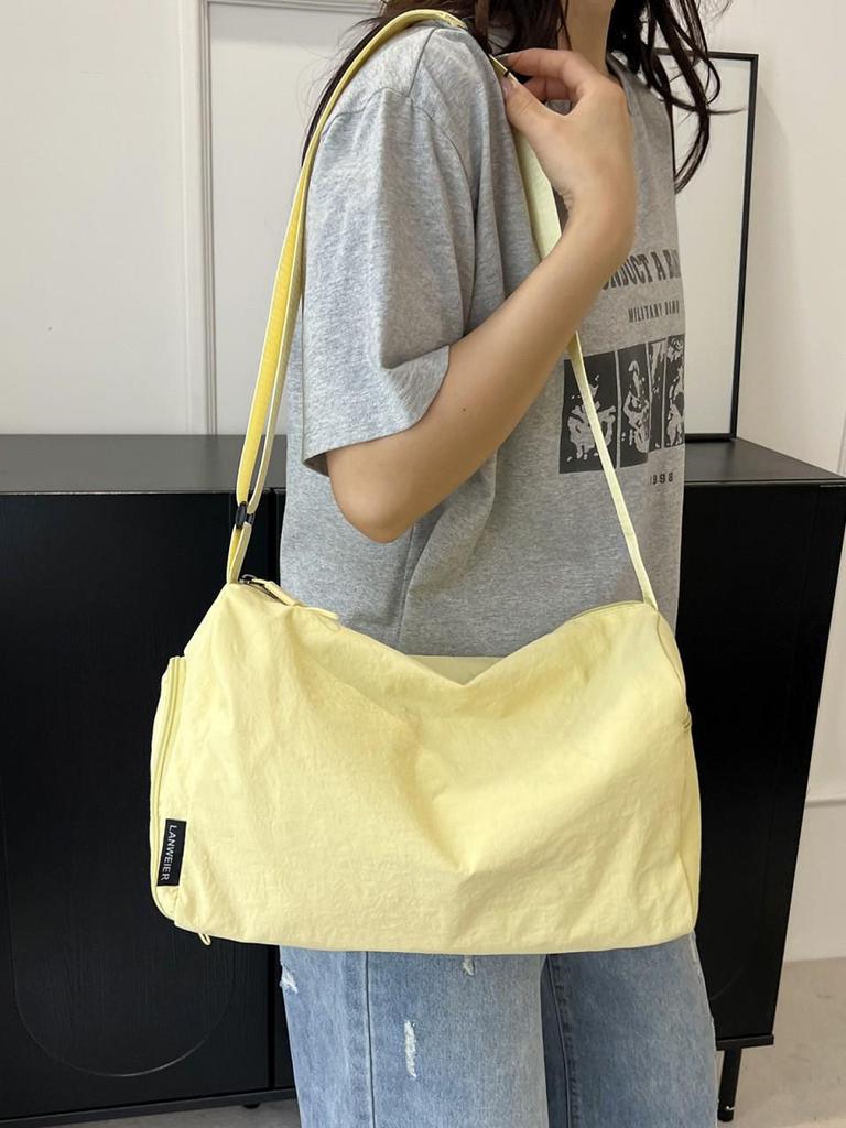 Women's 2025 Trendy Large Capacity Crossbody Pillow Bag – Versatile Casual Travel Shoulder Bag