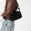 Sac d'épaule carré petit et élégant pour femmes Sac bandoulière mode pour le quotidien en différentes couleurs