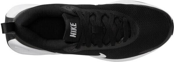 Nike Promina Black and White Fitness Sneakers