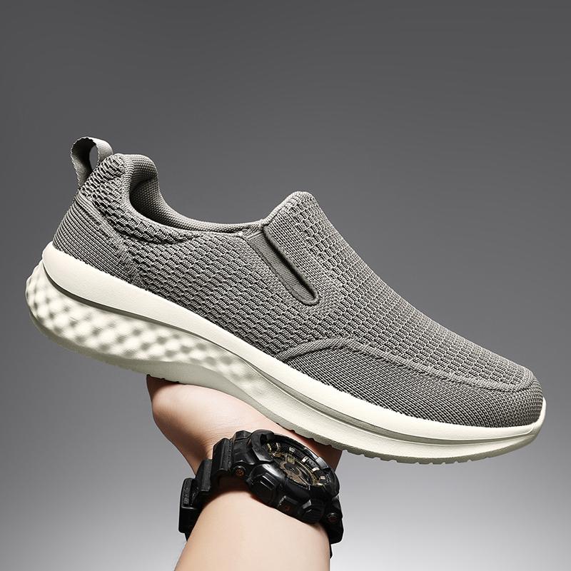 Casual Shoes Men Low-top Slip Ons Loafers Comfortable Breathable Knit Walking Shoes Casual Sneakers for Men  New Design cm