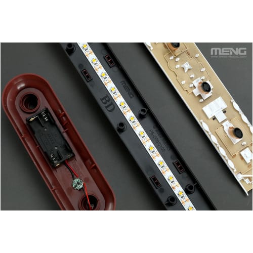 Meng Model 1/700 Titanic Luxury Cruise Ship Pre-Colored Plastic Model MPS008