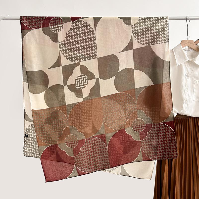 High value, simple and creative, geometric printed silk scarf, women's trendy and fashionable, high-end air-conditioned room temperament shawl