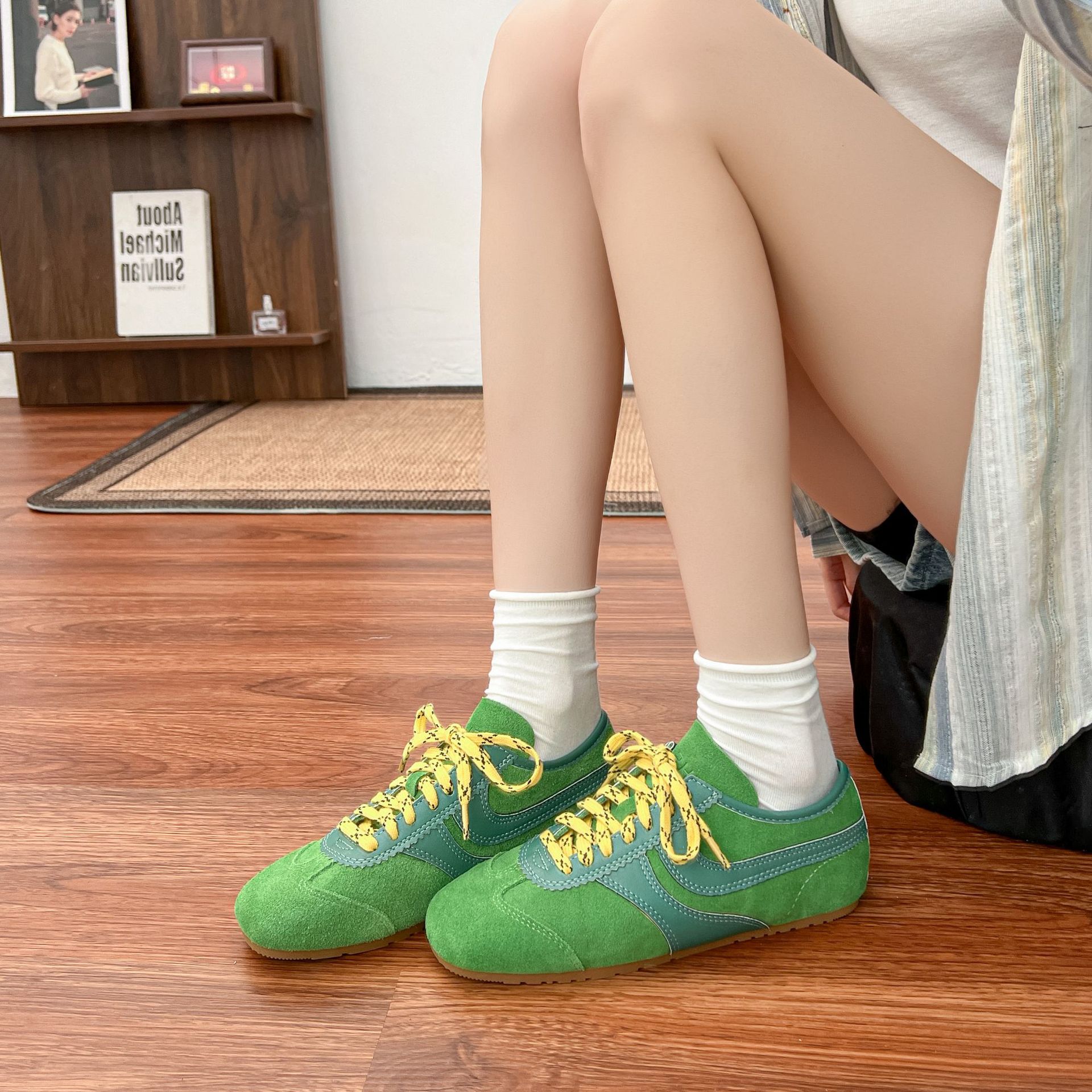 

Виноградная мама лето новая ретро кроссовки папины кроссовки женские модные крутые верхняя одежда высококлассная спортивная обувь на шнуровке спереди в университетском стиле 40 лес зеленый