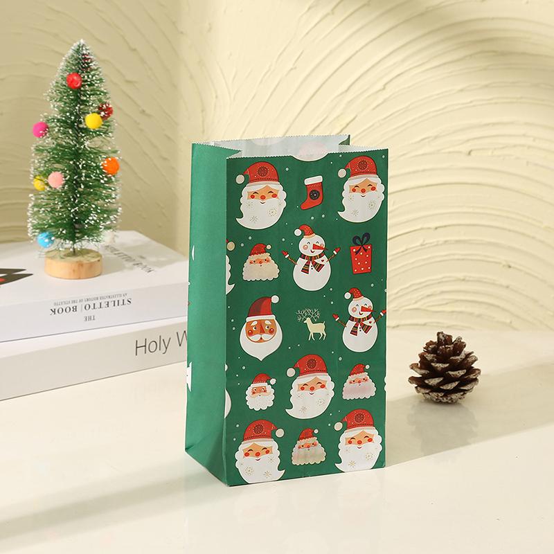 8pcs New Christmas Themed Candy Biscuit Bag Santa Claus Reindeer Snowman Cute Pattern New Year's Party Home Decor Packaging Bag