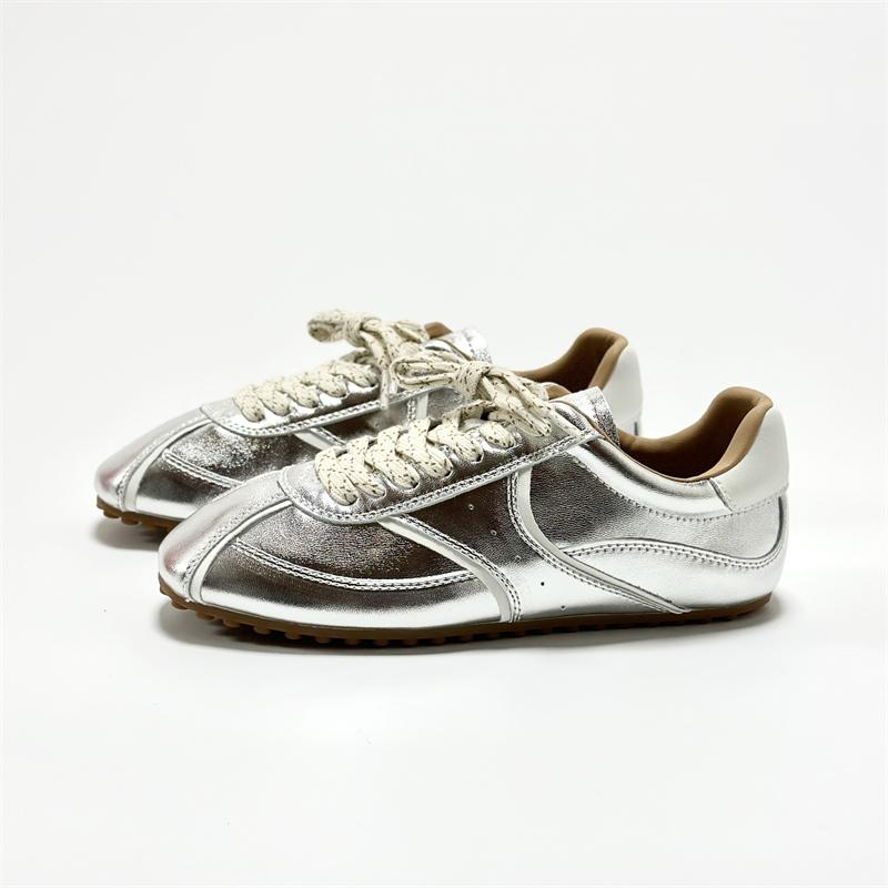 

Lan Cabinet Hong Kong Style Retro Forrest Gump Shoes Women s Spring Soft Sole Lightweight Non-slip Casual Sports Running Shoes Show Feet Small Germ 40 серебряный