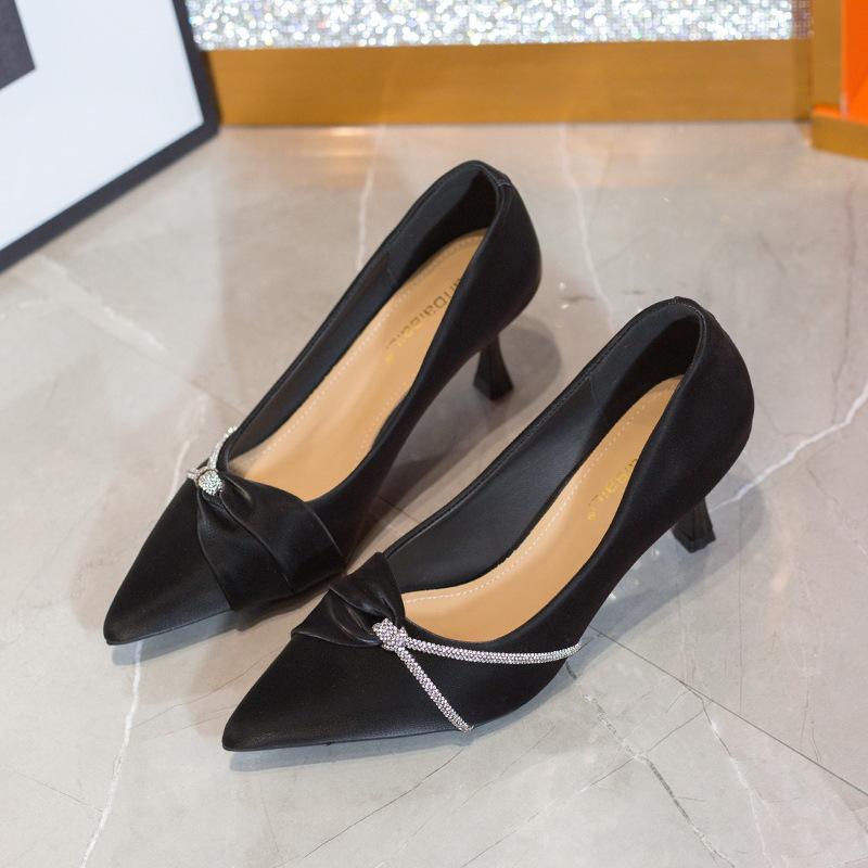 French high heels women's 2025 spring and autumn new single shoes pointed thin heels rhinestone gentle wind temperament with skirt women's shoes