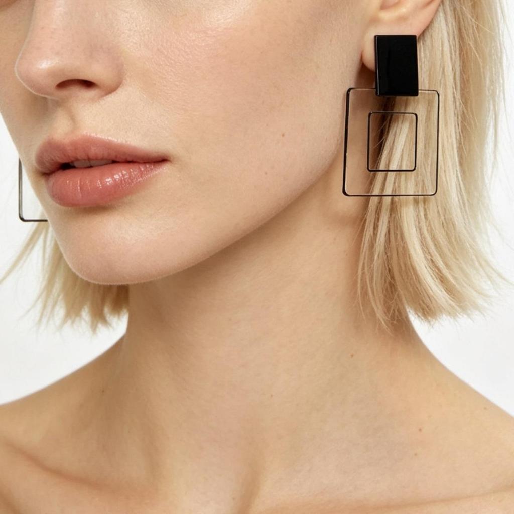 Vintage Black Series Stud Earrings 925 Silver Needle Minimalist High-End Personality Accessories for Women