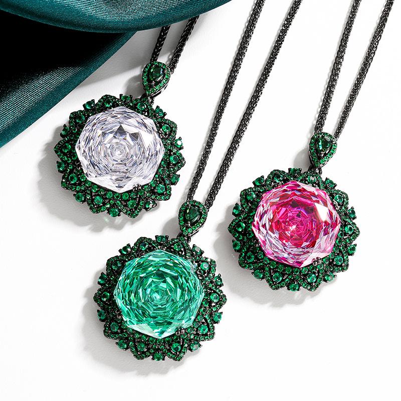 Schmuck Kupferboden Vergoldet Simulation Rose Chepala Grün Schwarz Gold Persönlichkeit Anhänger Halskette Hauptstein 18mm
