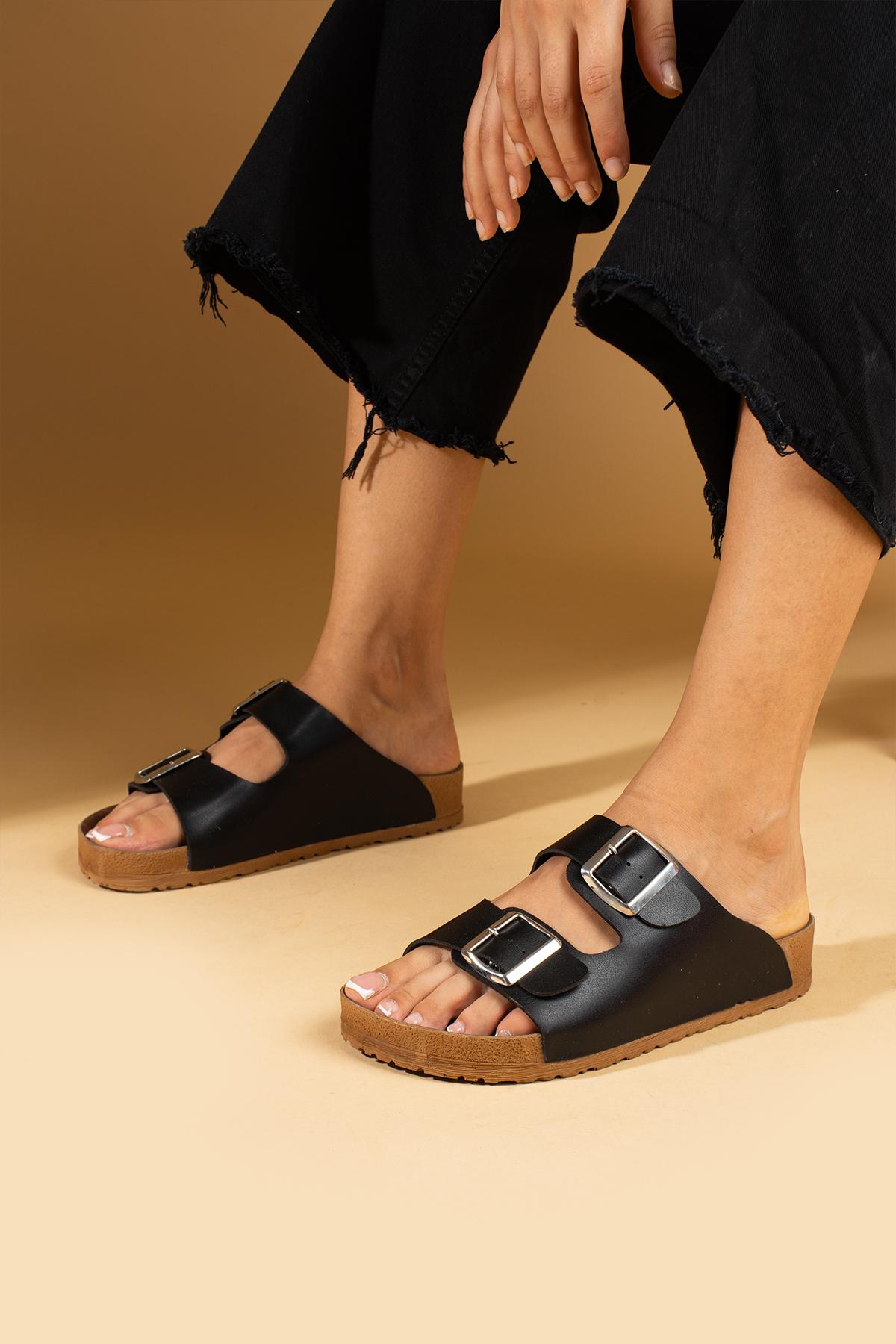 

Silver Double Buckled Comfort Sole Women s Slippers 020-770-24 40