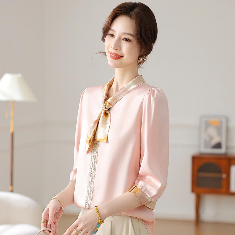 

Women Light Green Satin V Neck Blouse With Printed Scarf Tie And Three Quarter Sleeves XL розовый