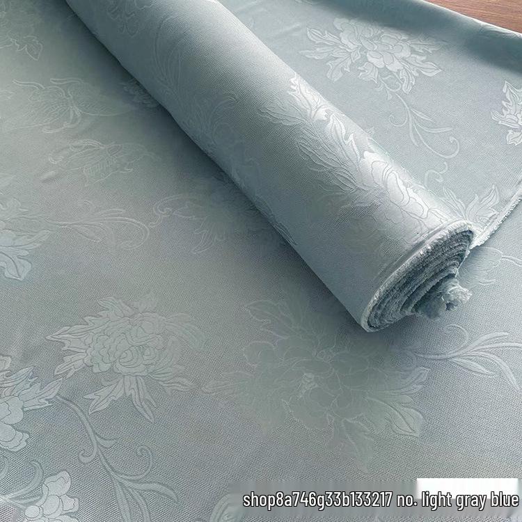 Žakárová látka Hanfu Qipao s otevřeným vzorem Motýli a pivoňky - 100% morušové hedvábí