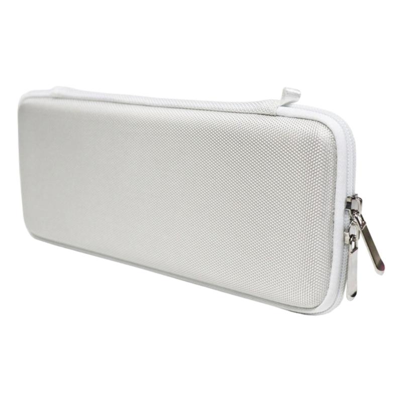 

Жесткая сумка-кейс из ЭВА для хранения перчаток для гольфа с несколькими отделениями для организованных аксессуаров. Ударопрочная защита. 1