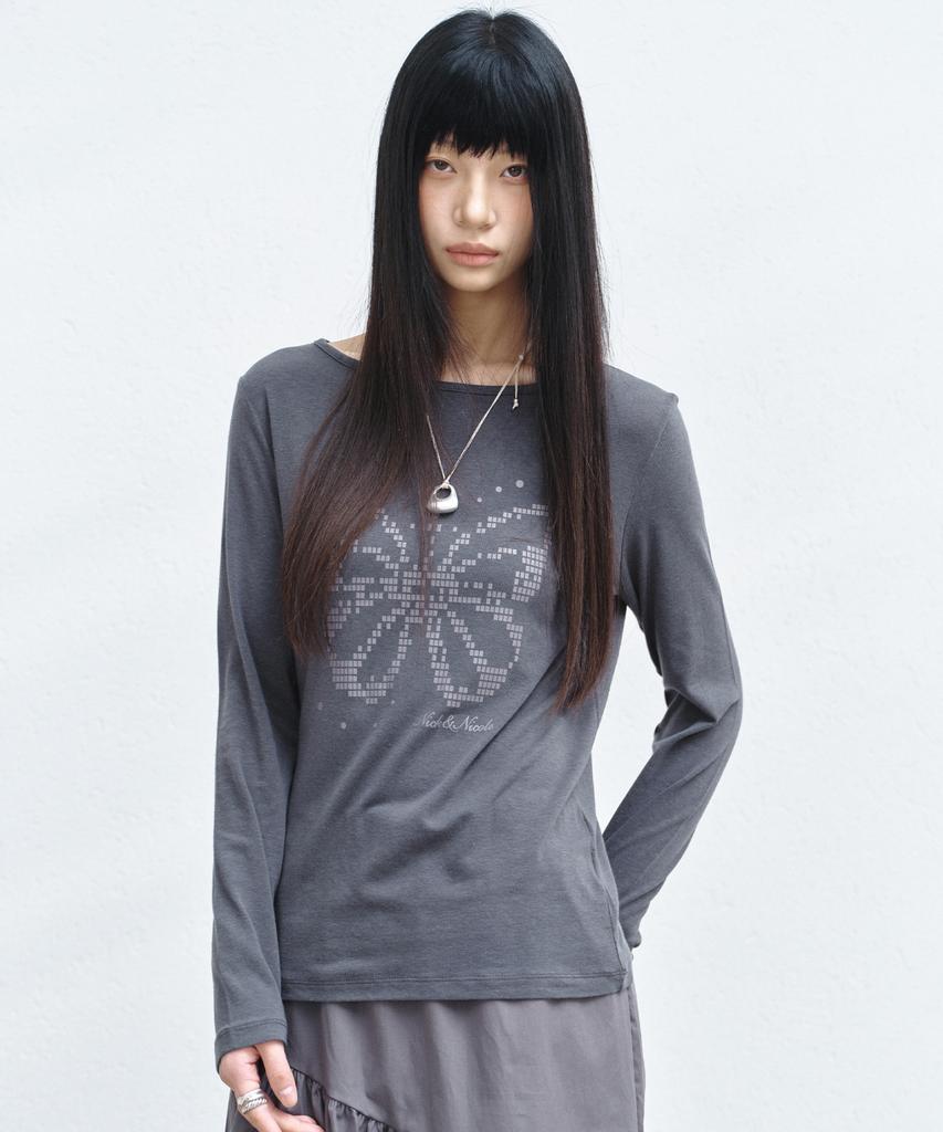 Nigaennikol Pixel Butterfly Graphic Top_Charcoal