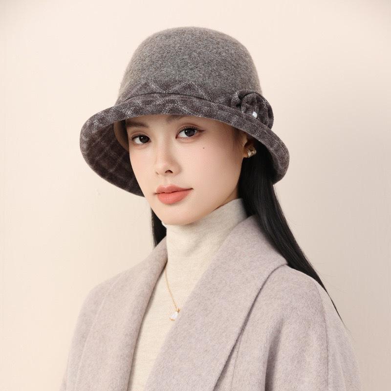 Season Hat Female Retro Foreign Style High Quality Bucket Hat Warm Mother Hat Show Washbasin Hat