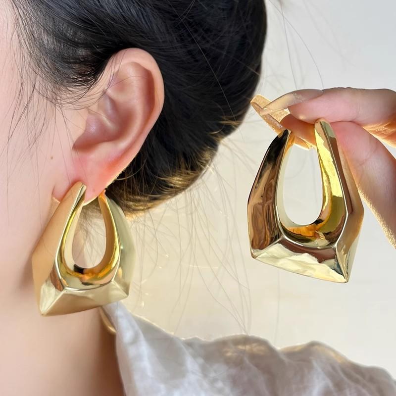 Boucles d'oreilles géométriques irrégulières en métal exagéré, grandes, pour femmes, Europe et Amérique, personnalité, fête, bijoux rétro, cadeaux