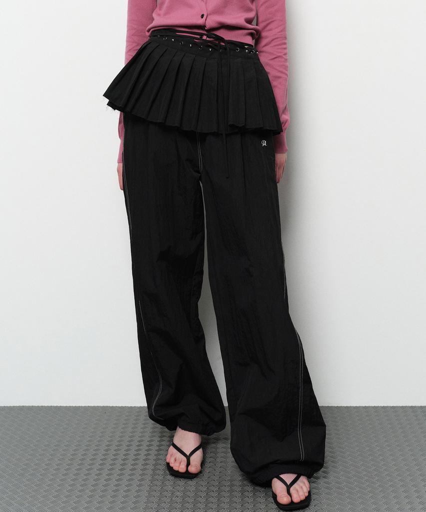 Daiaegeuneol Pleats Wrap Skirt (Black)