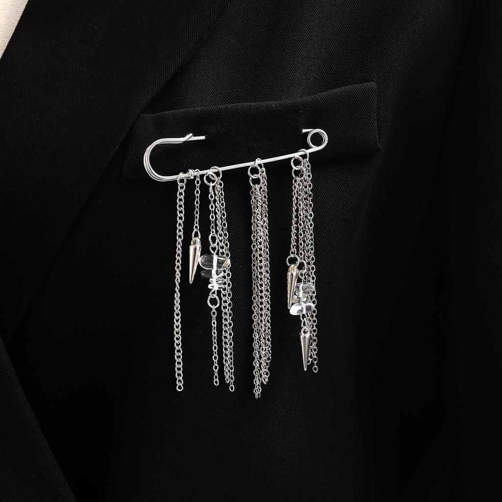 Personality Heart Star Tassel Chains Pendant Brooches for Women Men Light Luxury New Fashion Brooches Pin Clothing Accessories