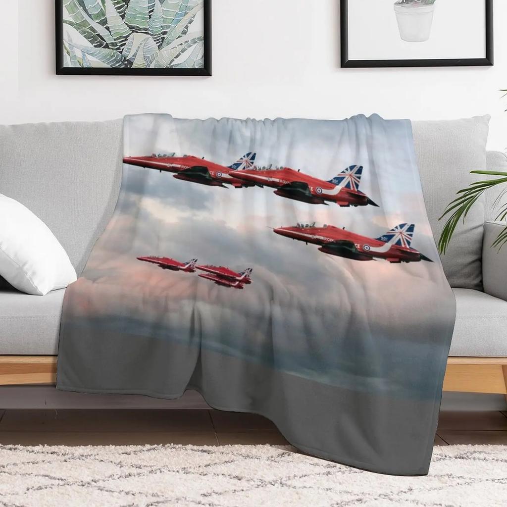 Red Arrows Throw Blanket Multi Purpose Soft Warm Blanket for Home Travel