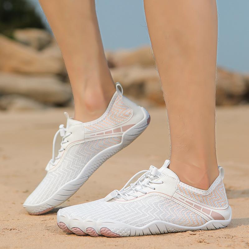 New summer swimming shoes men's outdoor mountaineering sports beach wading women's casual breathable quick-drying stream shoes
