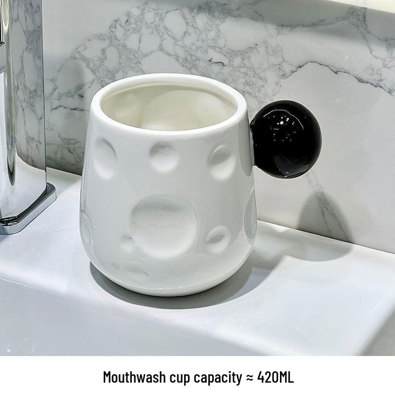 Luxury Ceramic Toothbrush Holder - Elegant High-End Design for Couples