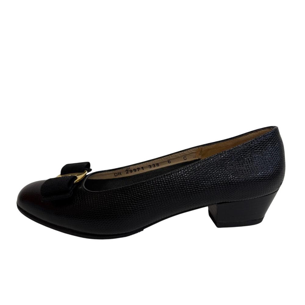 Salvatore Ferragamo Vara ribbon Lizard pumps black Lizard Women Used 12600₽