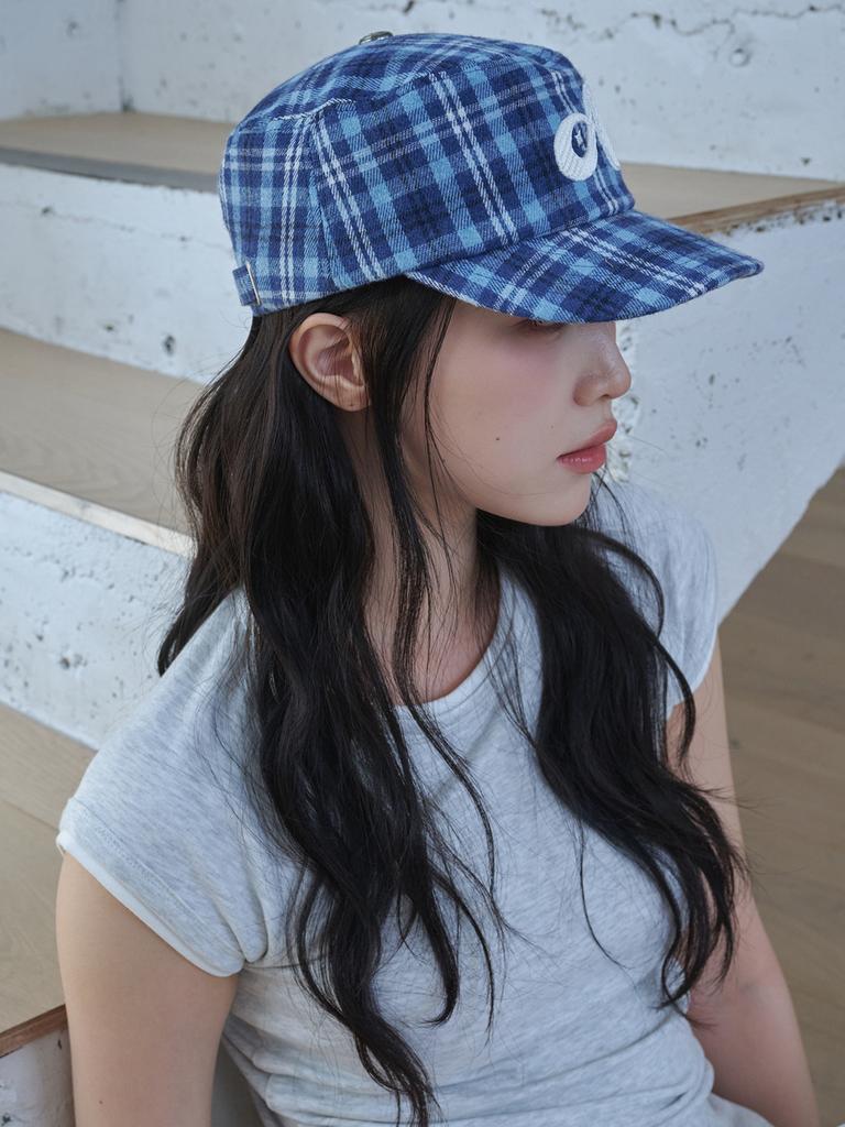 Olinkeompeulliteu A Logo Check Pillbox Cap (Blue Check)