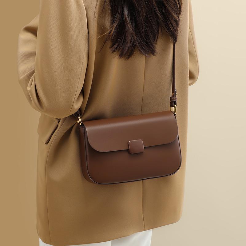 Tofu-Tasche Damen Sommer Neu Umhängetasche Achselhöhle Kleine quadratische Tasche Leder Hochwertig Einzelne Schulter Damen-Tasche Gepäck
