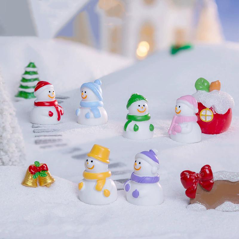 WTEMPO 12PCS 6-Color Cute Christmas Scarf Snowman Shaped Ornaments Micro-landscape Snow Scene Decorations DIY Festive Home Desktop & Car Decorations