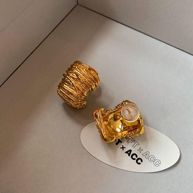 

Silver Needle Heavy Industry Fashion Metal Gold Silver Line Earrings Female Fancy Light Luxury Temperament Elegant Stud Earring Earrings Gold