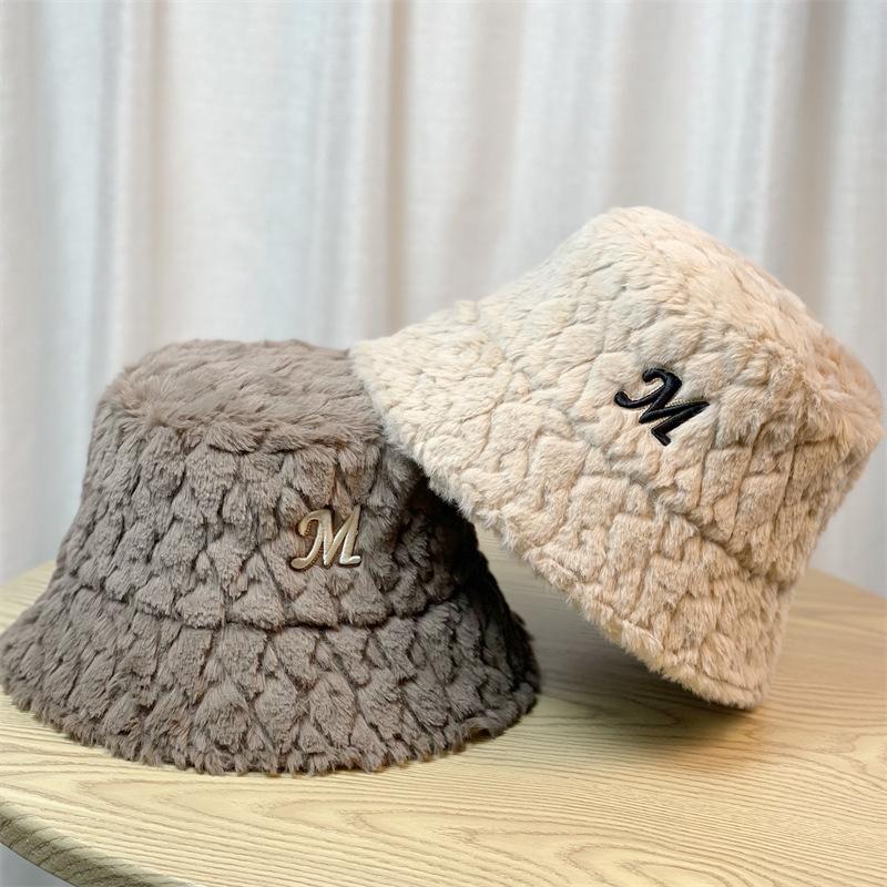 Fischerhut Kinder Herbst und Winter Warm Stickerei Alphabet Lammfell Bucket Hat Ohrenschützer Kältehut