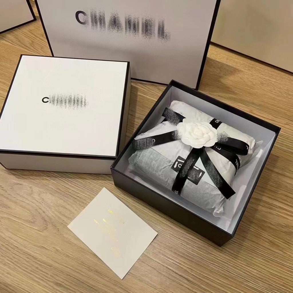 C Family Double-Sided Cashmere Scarf: Warm Christmas Gift, Versatile Colors