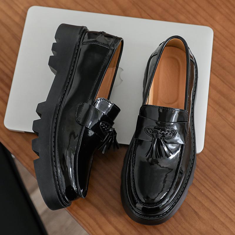 Fashion Brand Fashion British Style Men's Comfortable Thick Bottom Big Head Leather Shoes Spring New Men's Tassel Round Head Lefu Shoes