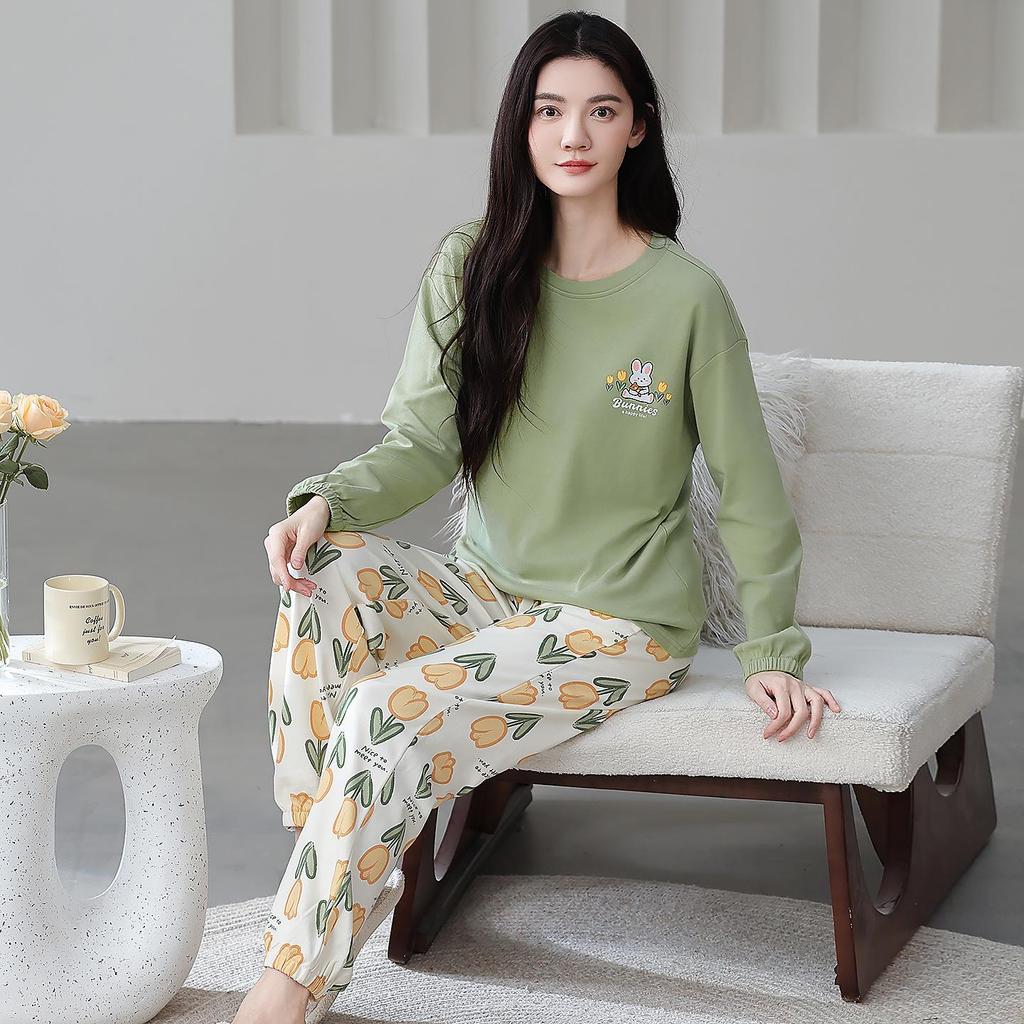 100% Cotton Women's Pajama Set – Breathable, Sweat-Absorbent, Long Sleeve Crew Neck for Indoor & Outdoor Wear (Autumn/Winter)