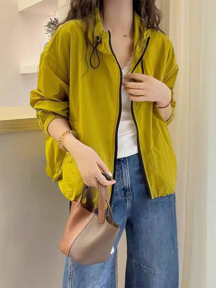 

Летняя женская европейская куртка-ветровка с капюшоном на молнии в стиле колор-блок - Повседневная, тонкая, короткая куртка XL 130-155 lbs