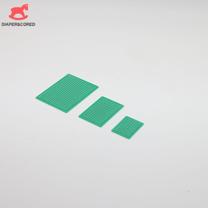 1 Piece 1/12 Dollhouse Mini Simulation Plate Cutting Plate Model Miniature Learn The Scene Accessories Doll Toys