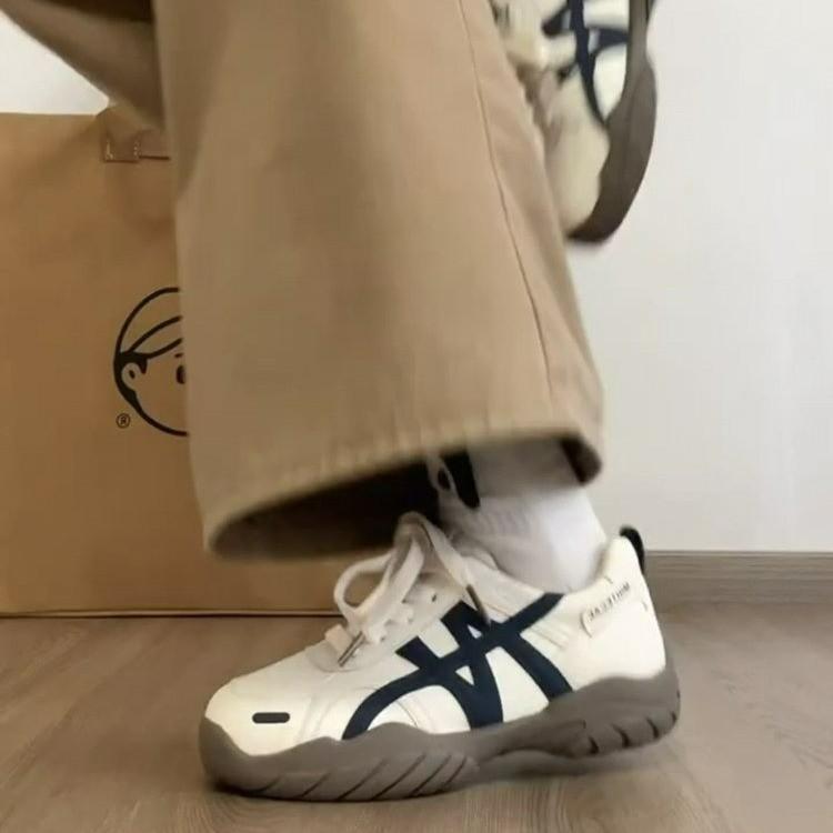 Soft Leather Fashion Forrest Gump Shoes Women's 2025 Autumn New Korean Version Lace-up Sports Shoes Casual Board Shoes German Training Shoes Women'