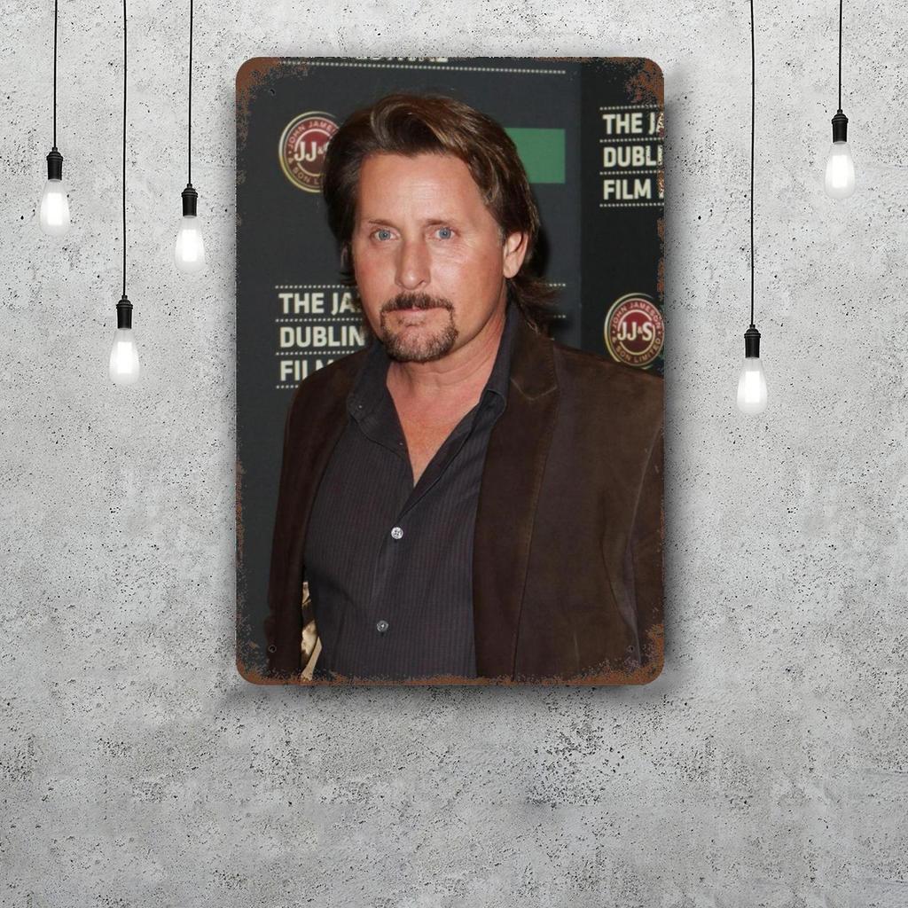 Emilio Estevez Actor Decor Poster Vintage Tin Sign Metal Sign Decorative Plaque for Pub Bar Man Cave Club Wall Decoration