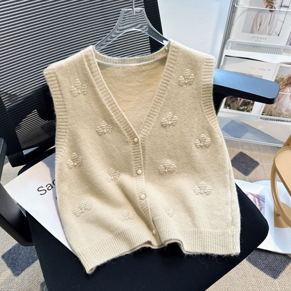 

Дизайнерский сенс Безрукавный вязаный жилет Женский Весенний короткий с V-образным вырезом Жилет Топ Кардиган 2XL абрикосовый